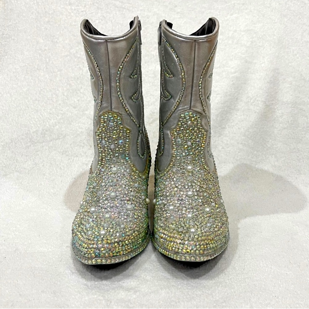 Silver Cowboy Boots Embellished in Iridescent Rhinestones & Pearls Size 8 - Picture 11 of 16